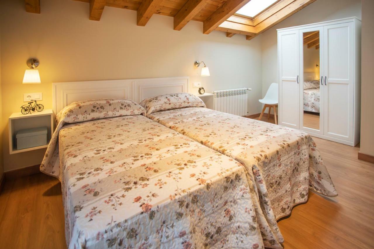El Campo Mateo Apartamentos กังกัส เด โอนิส ภายนอก รูปภาพ