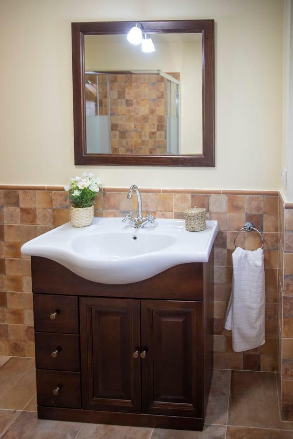El Campo Mateo Apartamentos กังกัส เด โอนิส ภายนอก รูปภาพ
