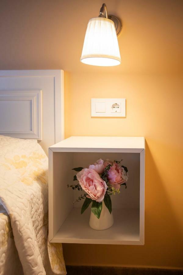 El Campo Mateo Apartamentos กังกัส เด โอนิส ภายนอก รูปภาพ
