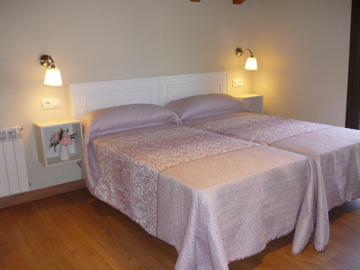 El Campo Mateo Apartamentos กังกัส เด โอนิส ภายนอก รูปภาพ